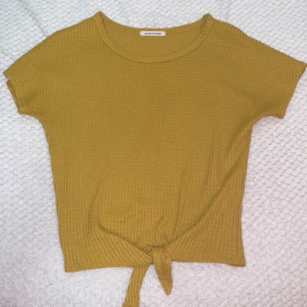Waffle knit top with tie